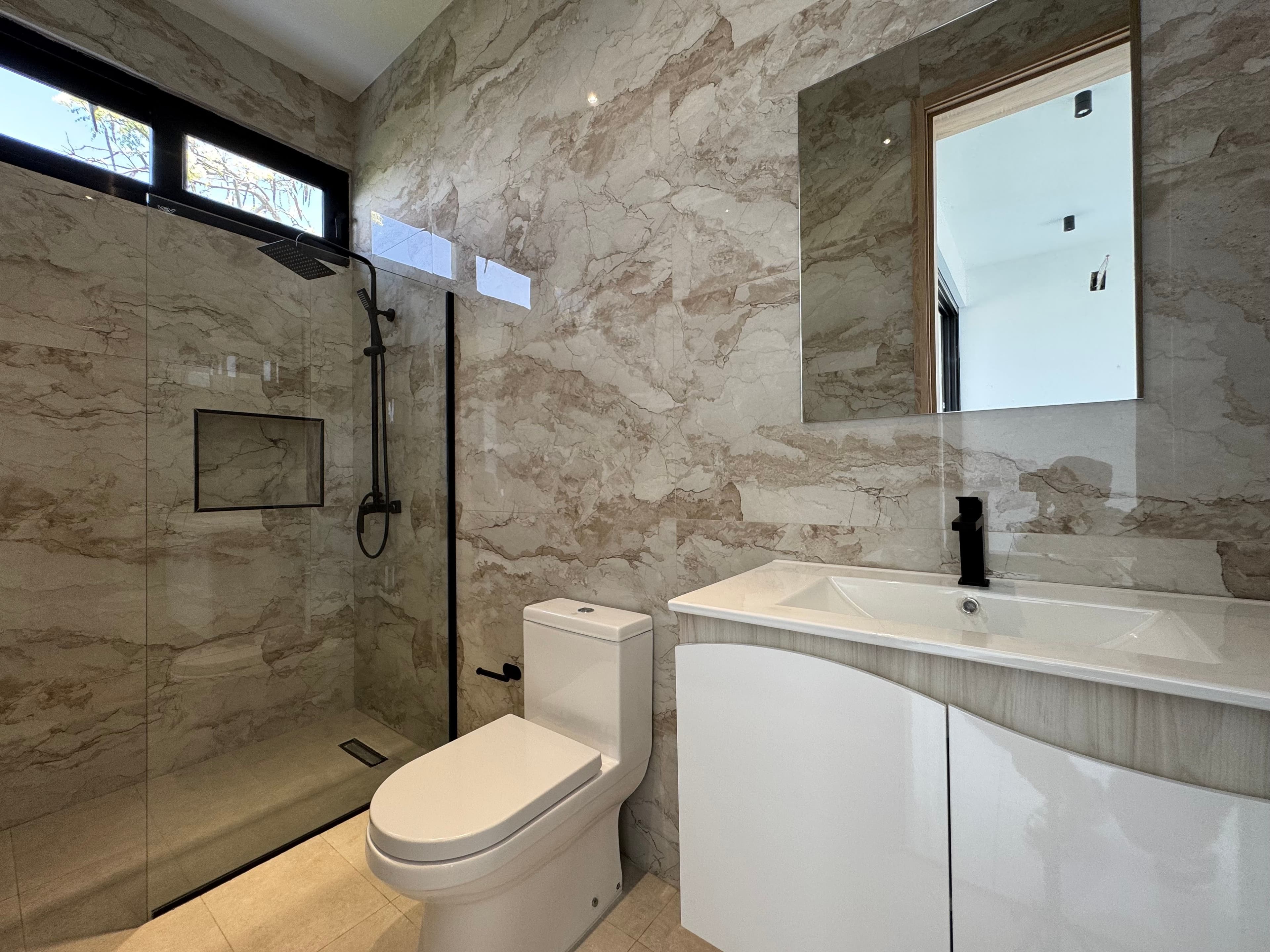 Вілла з 4 спальнями на завершальному етапі в Sosúa Ocean Village — Bathroom
