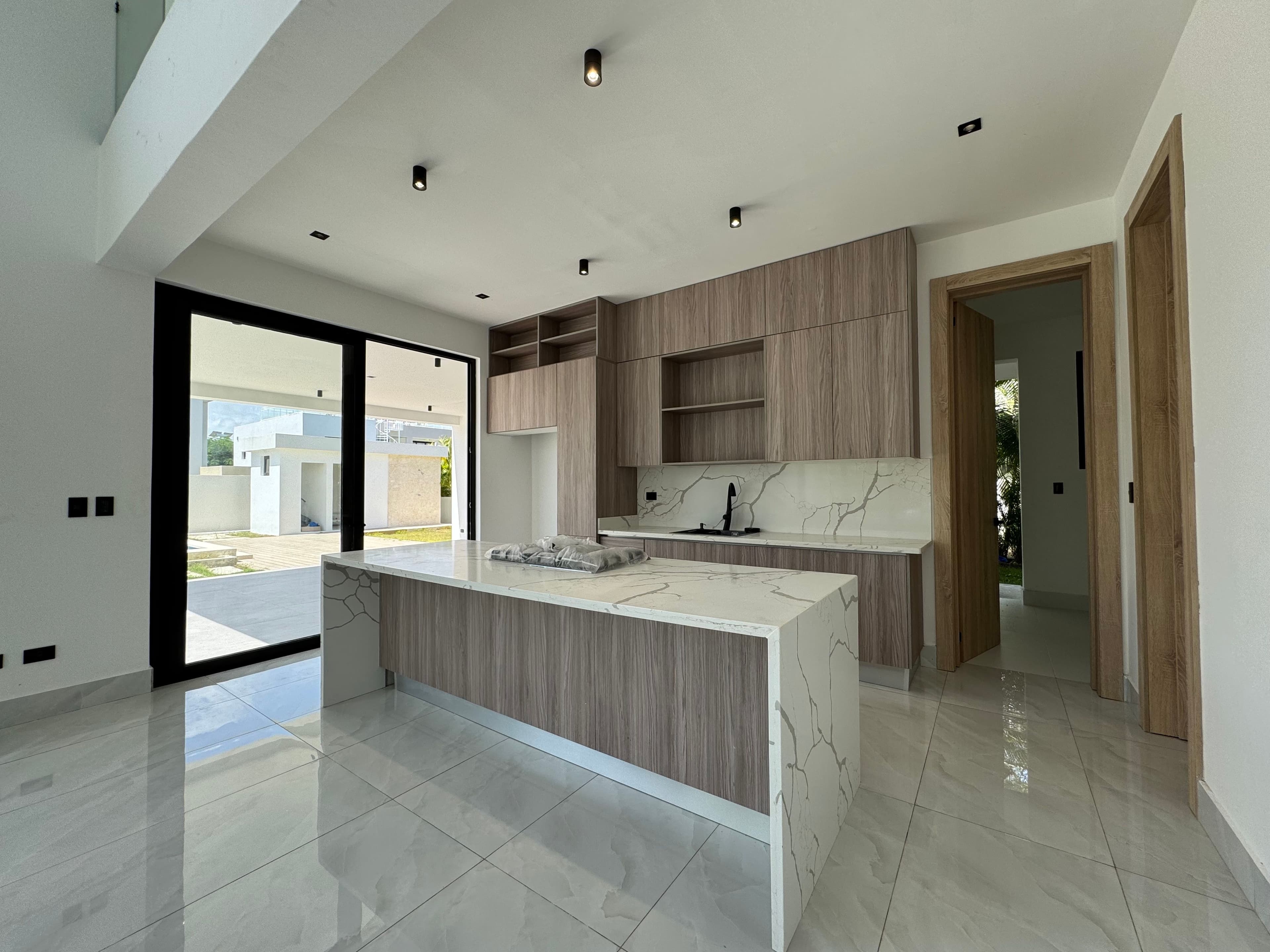 Вілла з 4 спальнями на завершальному етапі в Sosúa Ocean Village — Kitchen
