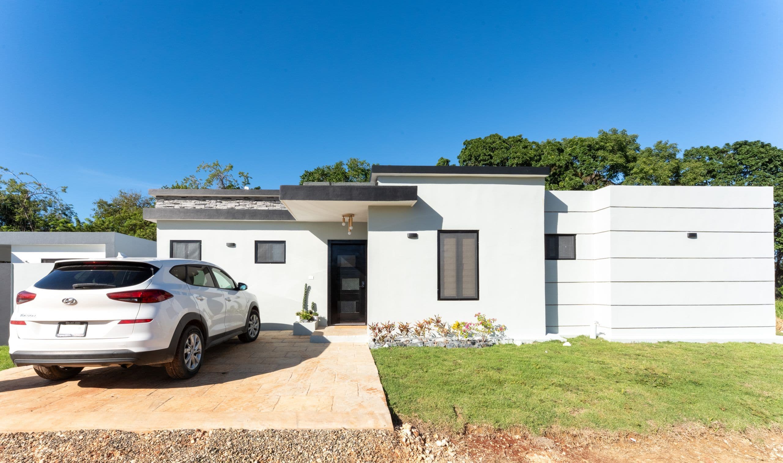 2-Bedroom New-Build Villa with Private Pool in Casa Linda, Sosúa — Exterior