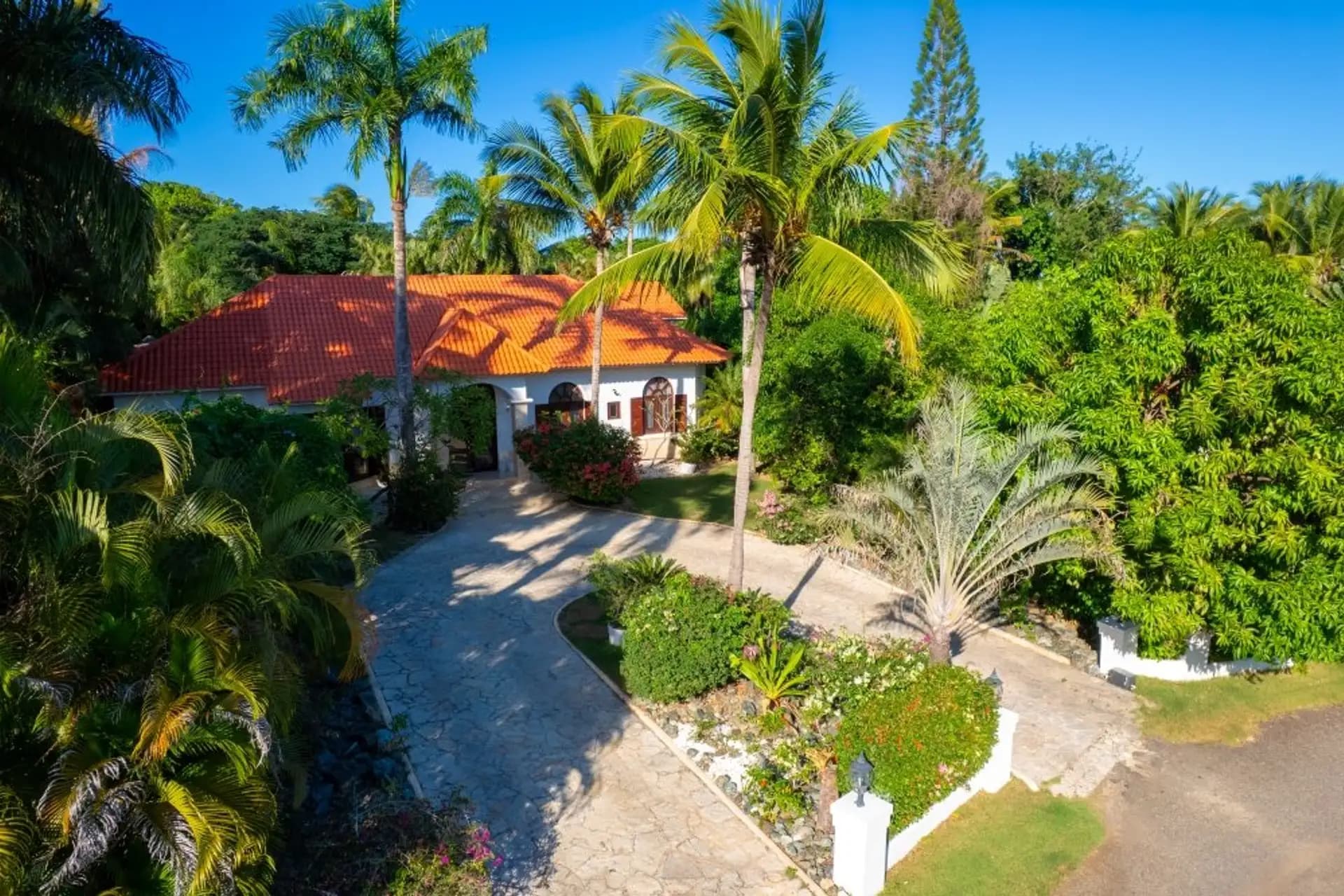 4-Bedroom Villa with Private Pool in Sea Horse Ranch, Cabarete, Cabarete
