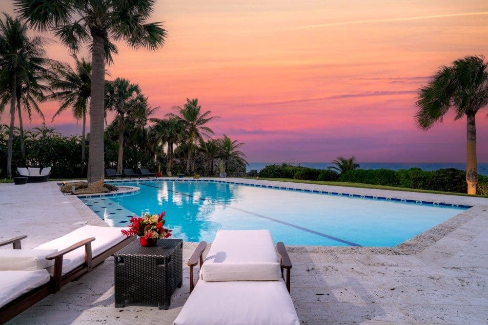 5-Bedroom Oceanfront Villa with 25 m Lap Pool in Sea Horse Ranch — Pool