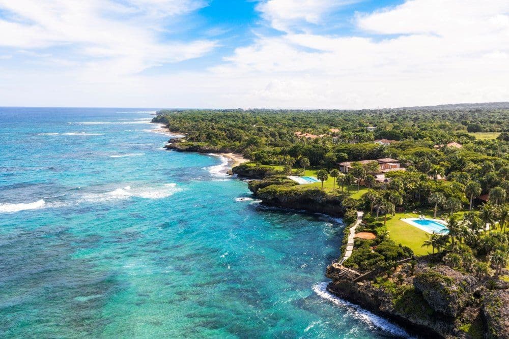 5-Bedroom Oceanfront Villa with 25 m Lap Pool in Sea Horse Ranch — View