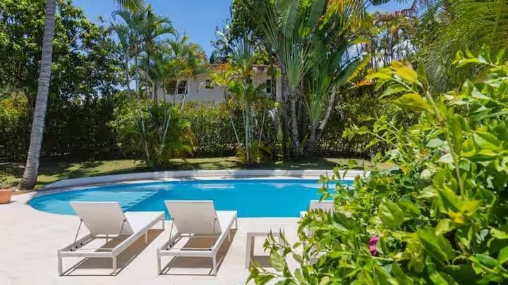 فيلا من 3 غرف نوم مع جناح ضيوف خاص في Casa Linda، Sosúa — مسبح