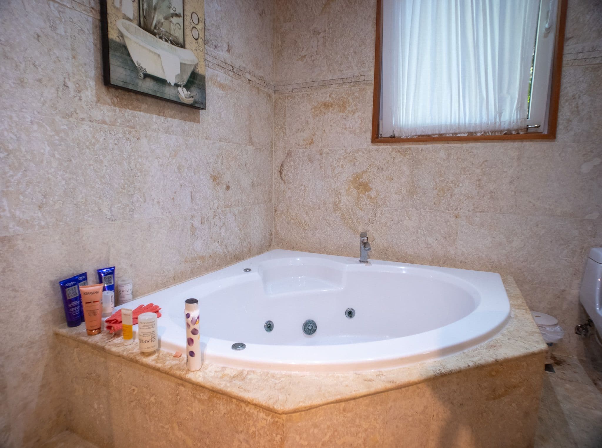 2-Bedroom Ocean View Apartment in Hispaniola Beach, Sosúa — Bathroom