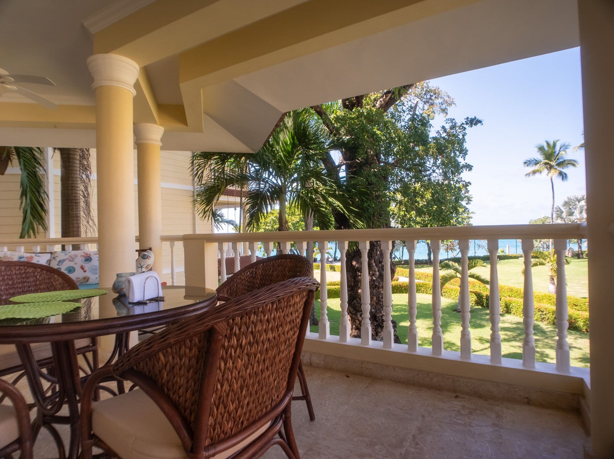 2-Bedroom Ocean View Apartment in Hispaniola Beach, Sosúa — Balcony