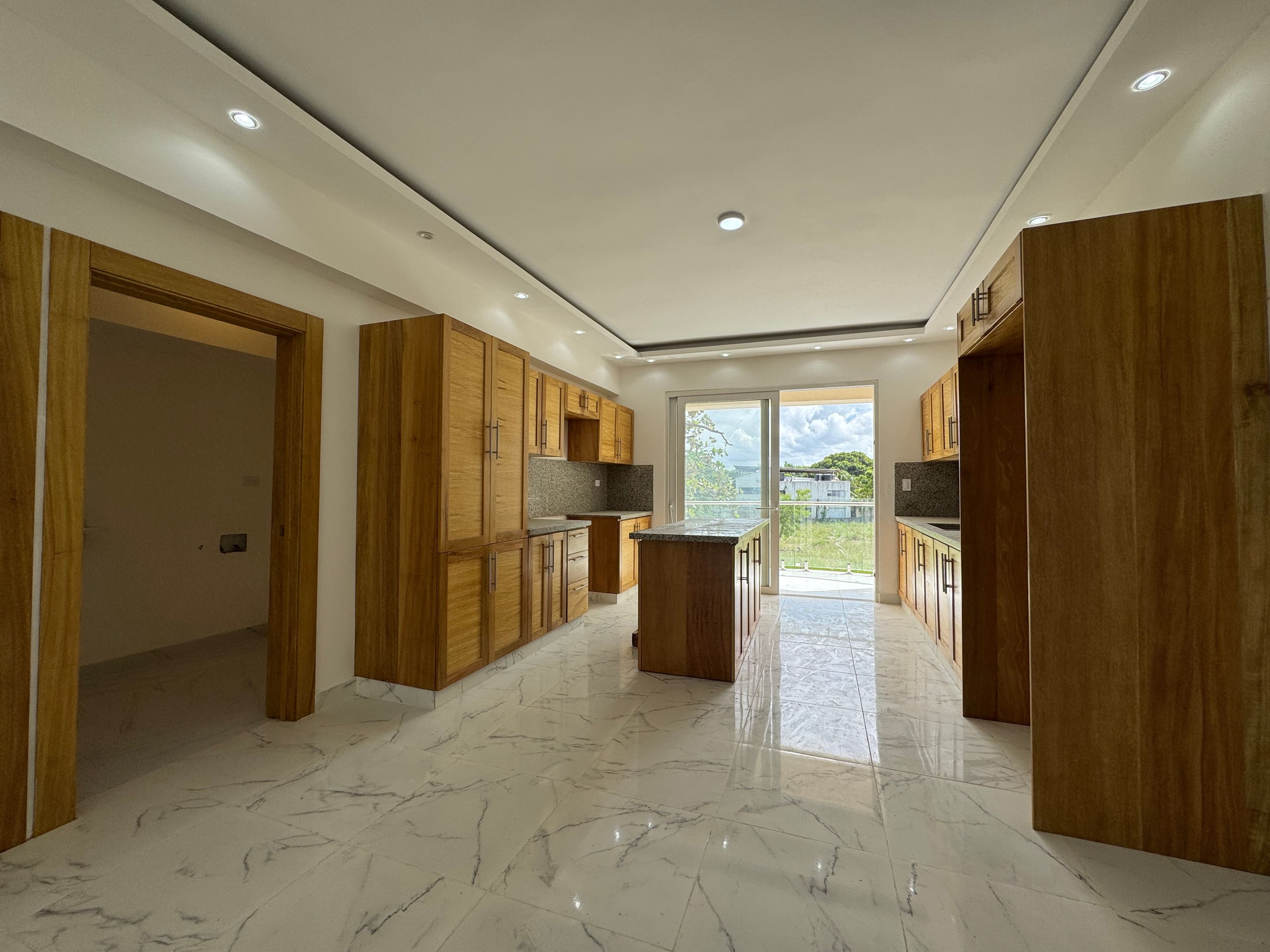 2-Bedroom Oceanfront Condo on the Malecón in Puerto Plata، الصورة 7