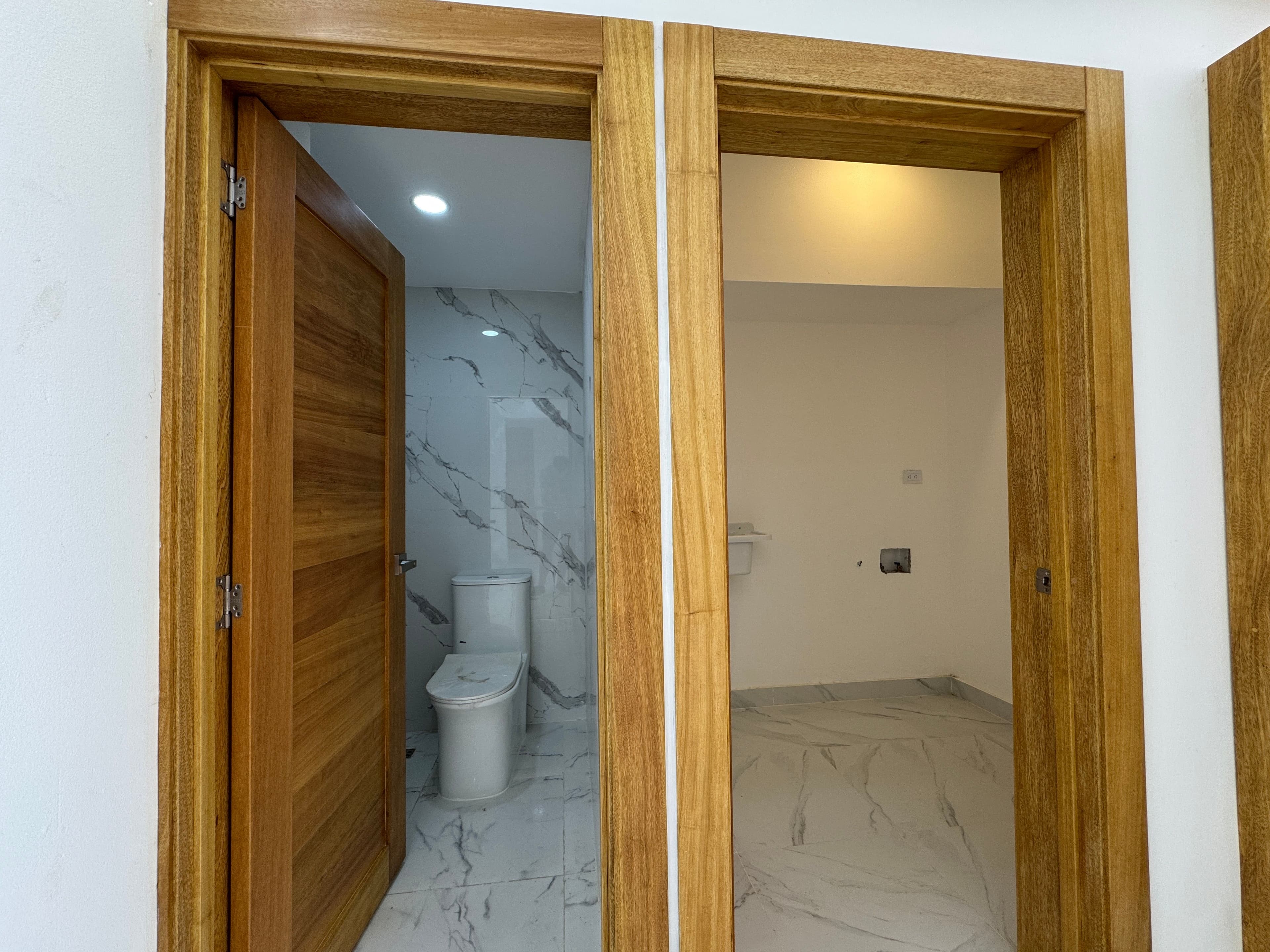 2-Bedroom Oceanfront Condo on the Malecón in Puerto Plata، الصورة 9