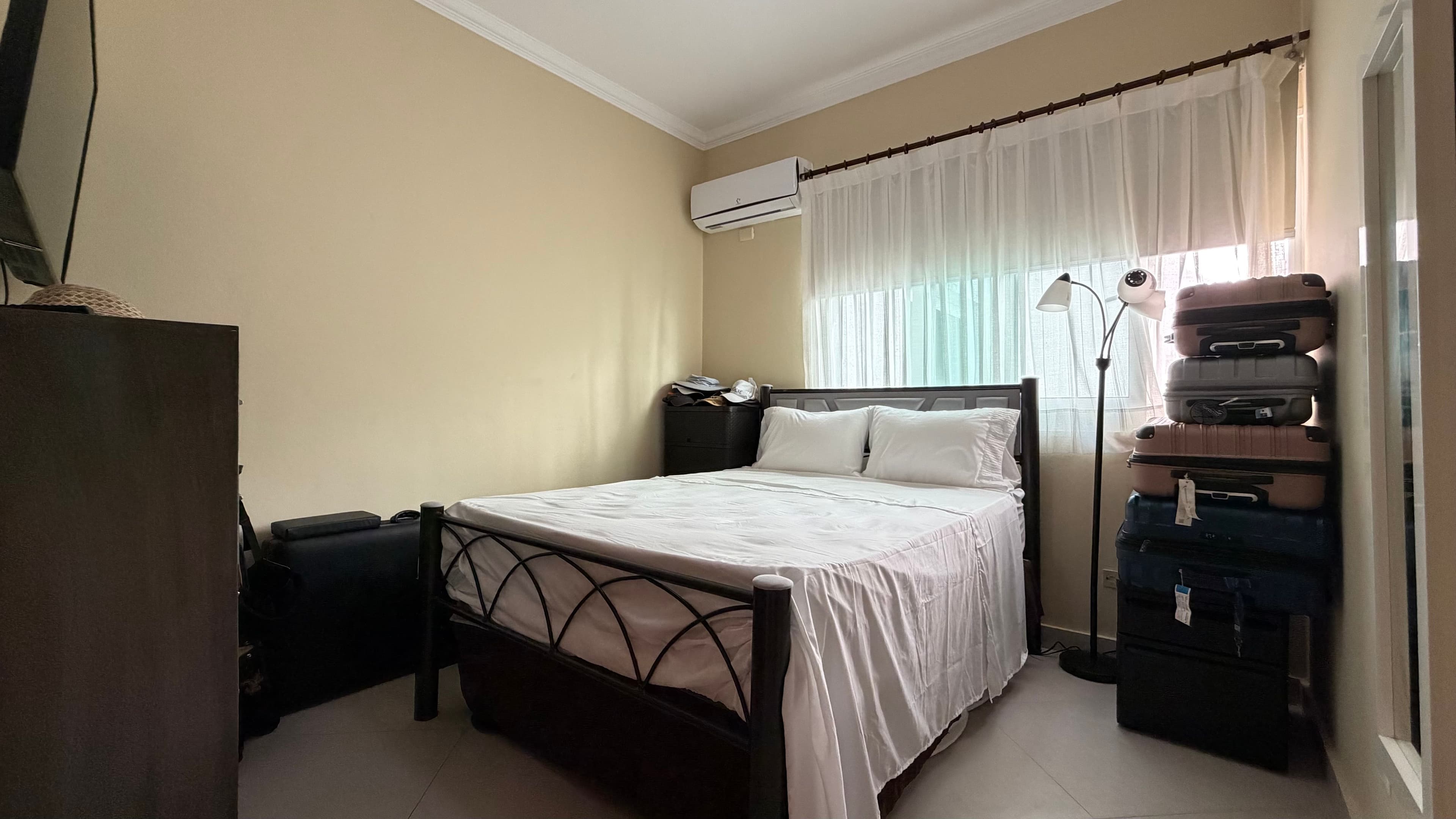 Wohnung am Meer mit 2 Schlafzimmern und Infinity-Pool in Bayrock, Sosúa — Schlafzimmer