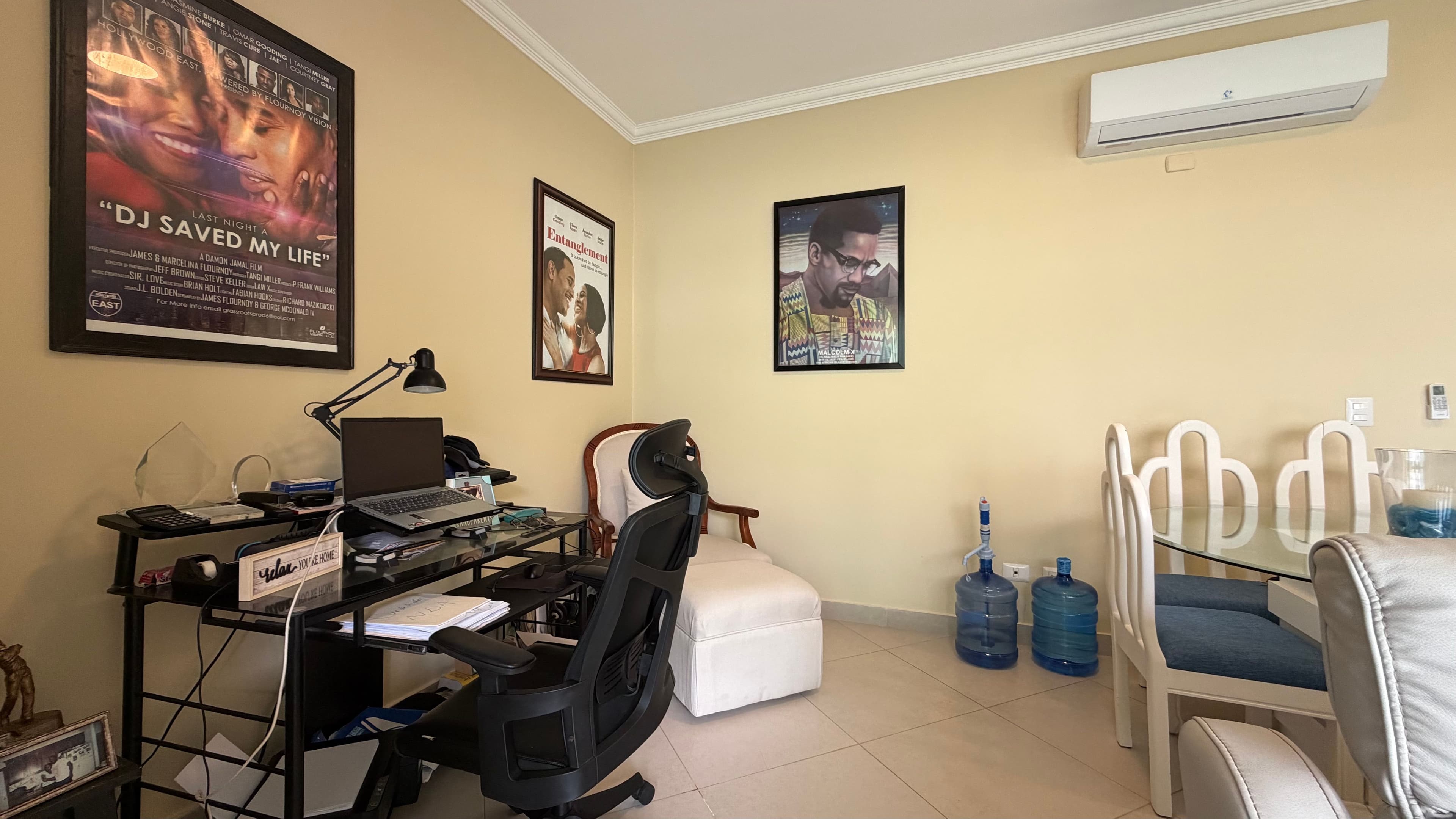 Wohnung am Meer mit 2 Schlafzimmern und Infinity-Pool in Bayrock, Sosúa — Arbeitszimmer