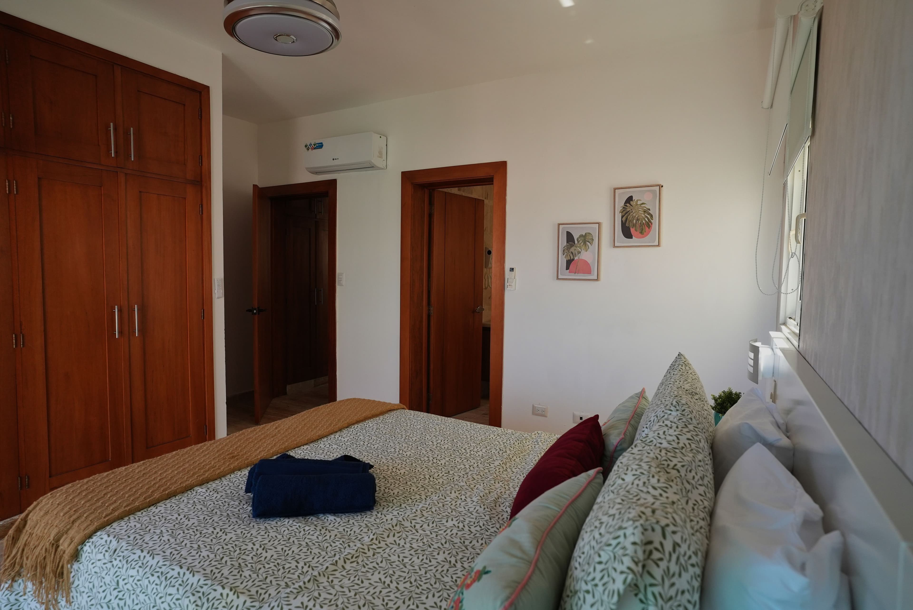 Zweigeschossiges Penthouse mit 2 Schlafzimmern und Meerblick in Playa Laguna, Sosúa — Schlafzimmer