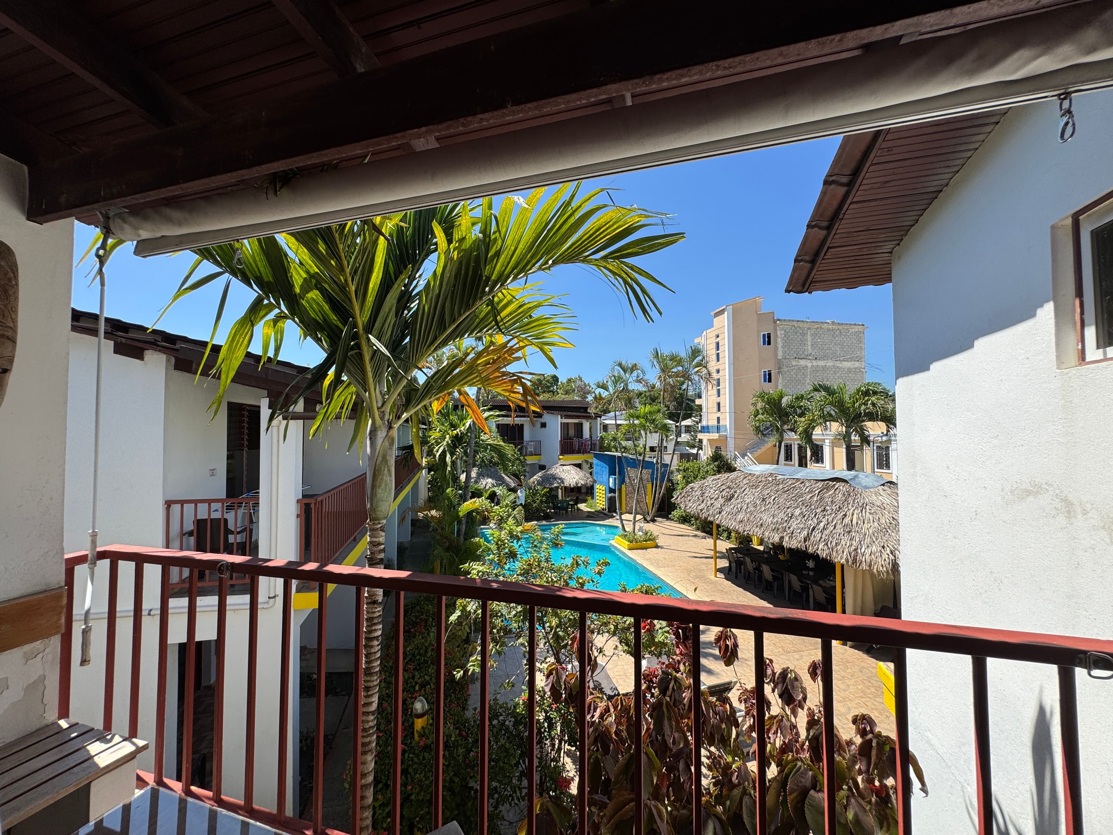 Studio de standing avec finitions en chêne brésilien et vue piscine à Sosúa — View