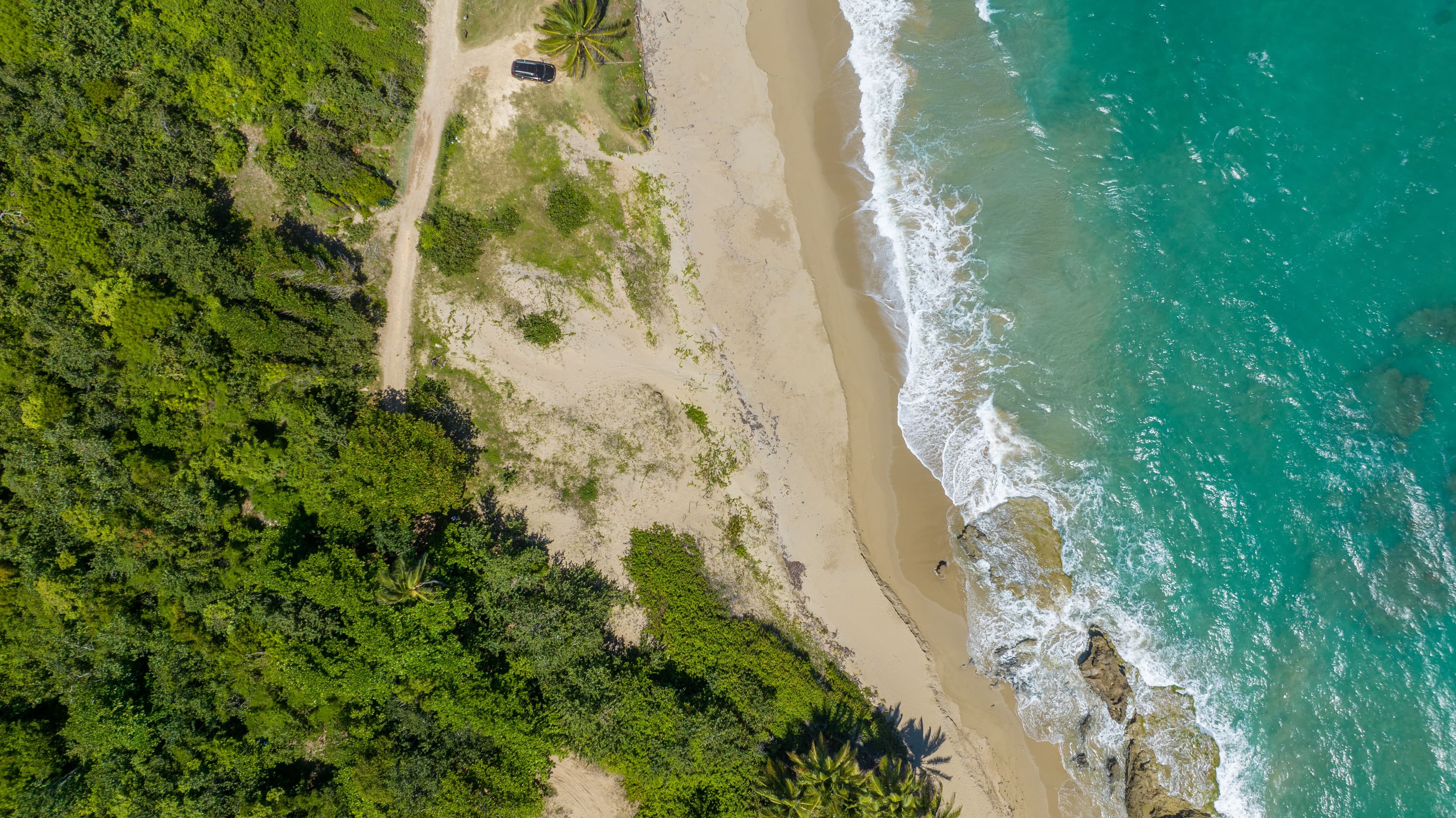 1,100 m² Beachfront Lot in Encuentro, Cabarete — Surroundings
