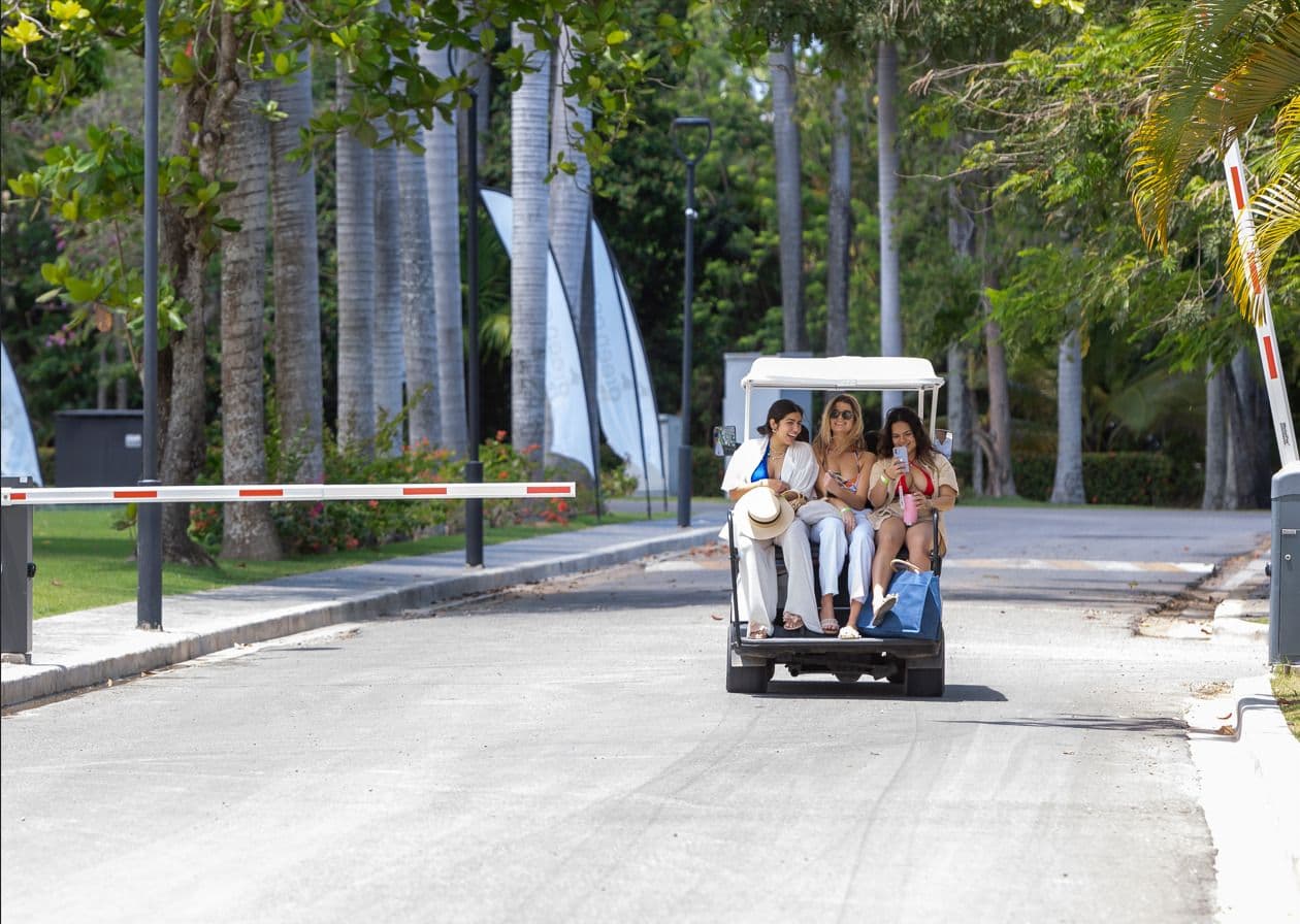 2-Bedroom Condo with Private Terrace at Green One, Playa Dorada — Security