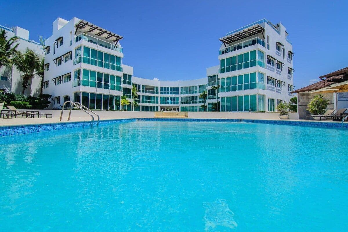 4-Bedroom Oceanfront Penthouse with Rooftop Terrace in Sosúa، الصورة 16