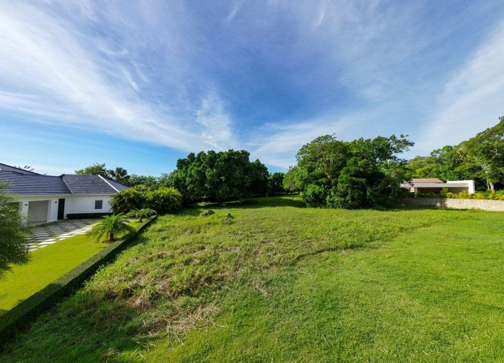 Baugrundstück mit 2,613 m² in einer Sackgasse in Sea Horse Ranch, Cabarete — Garten