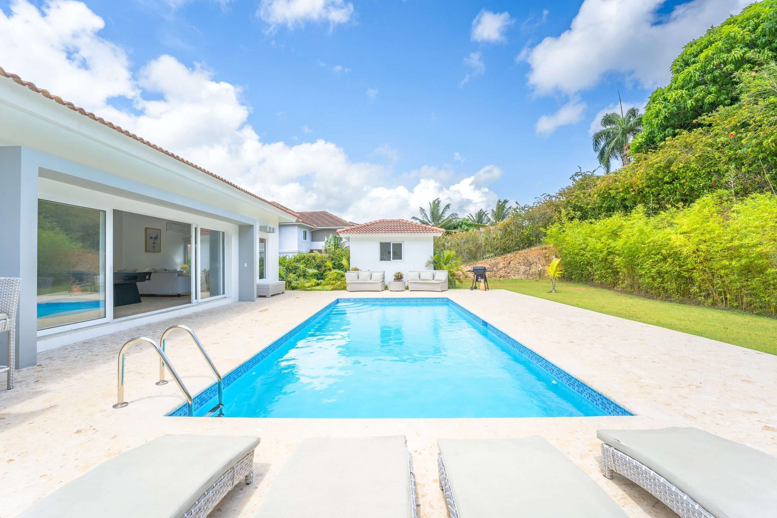 4-Bedroom Modern Villa with Private Pool in Sosúa, Built in 2022 — Pool
