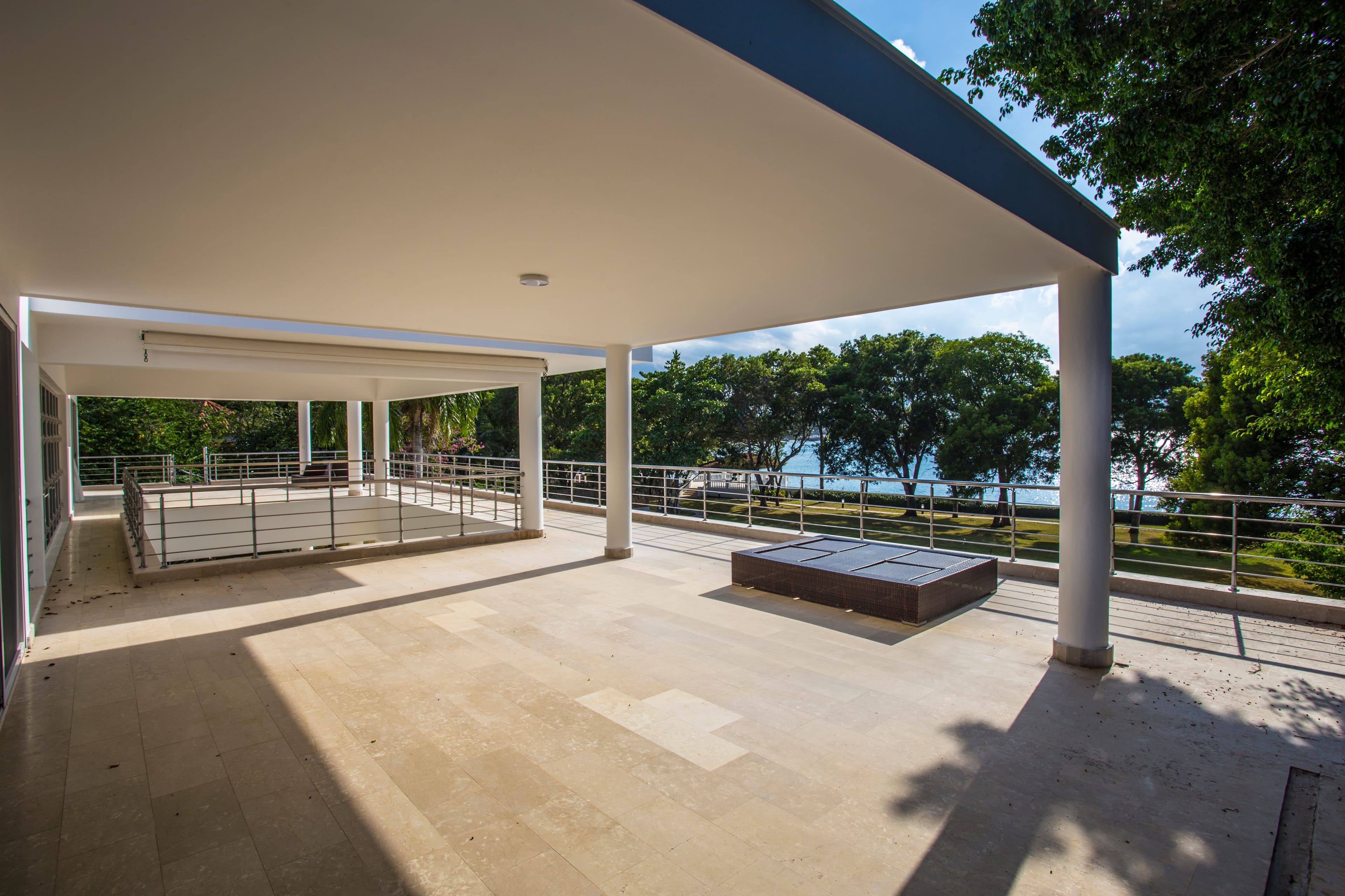 6-Bedroom Oceanfront Estate with Private Beach Access in Sosúa — Balcony