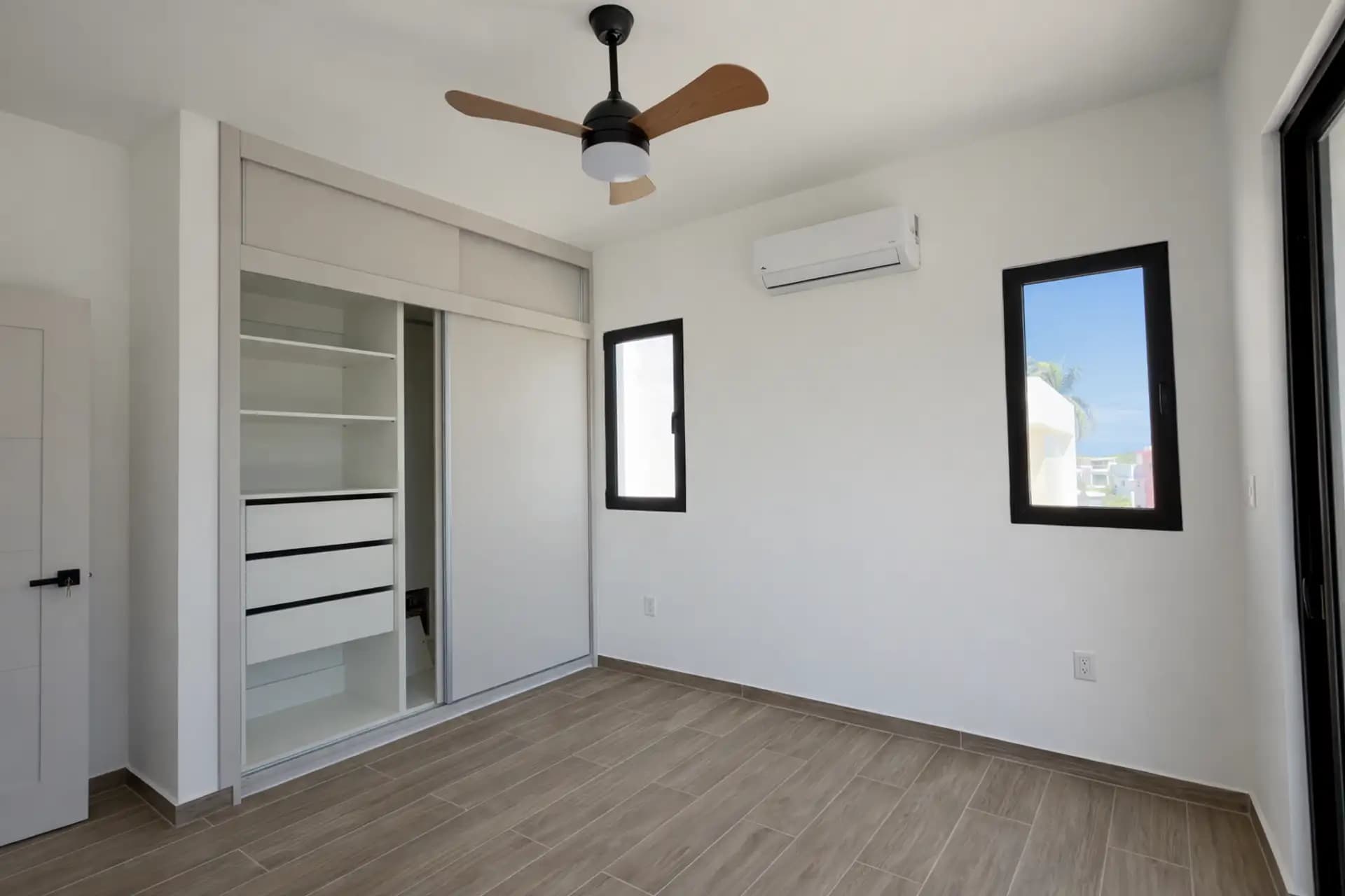 3-Bedroom New Pool Villa with Rooftop Terrace in Perla Marina, photo 23