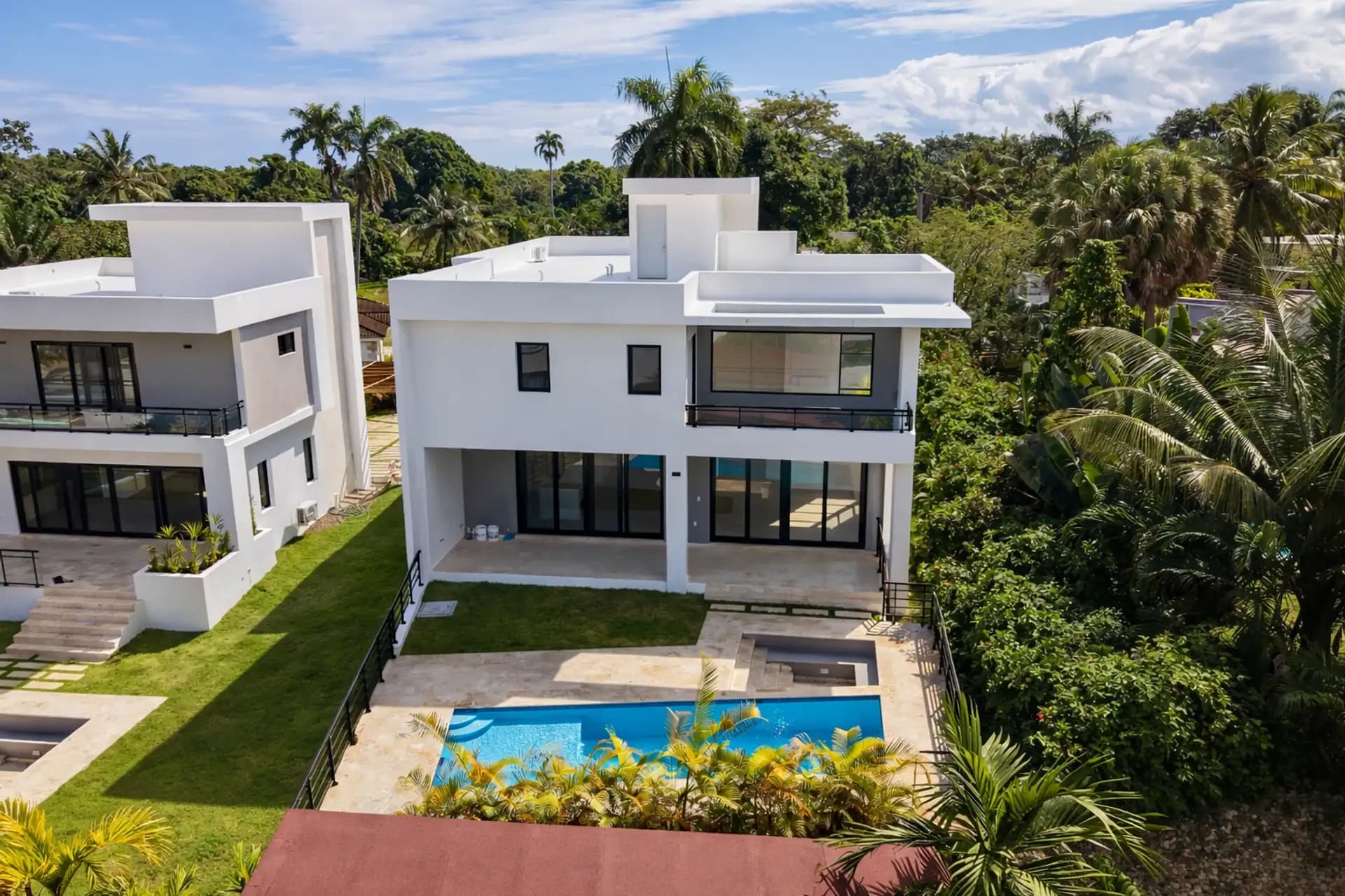 3-Bedroom New Pool Villa with Rooftop Terrace in Perla Marina, Cabarete