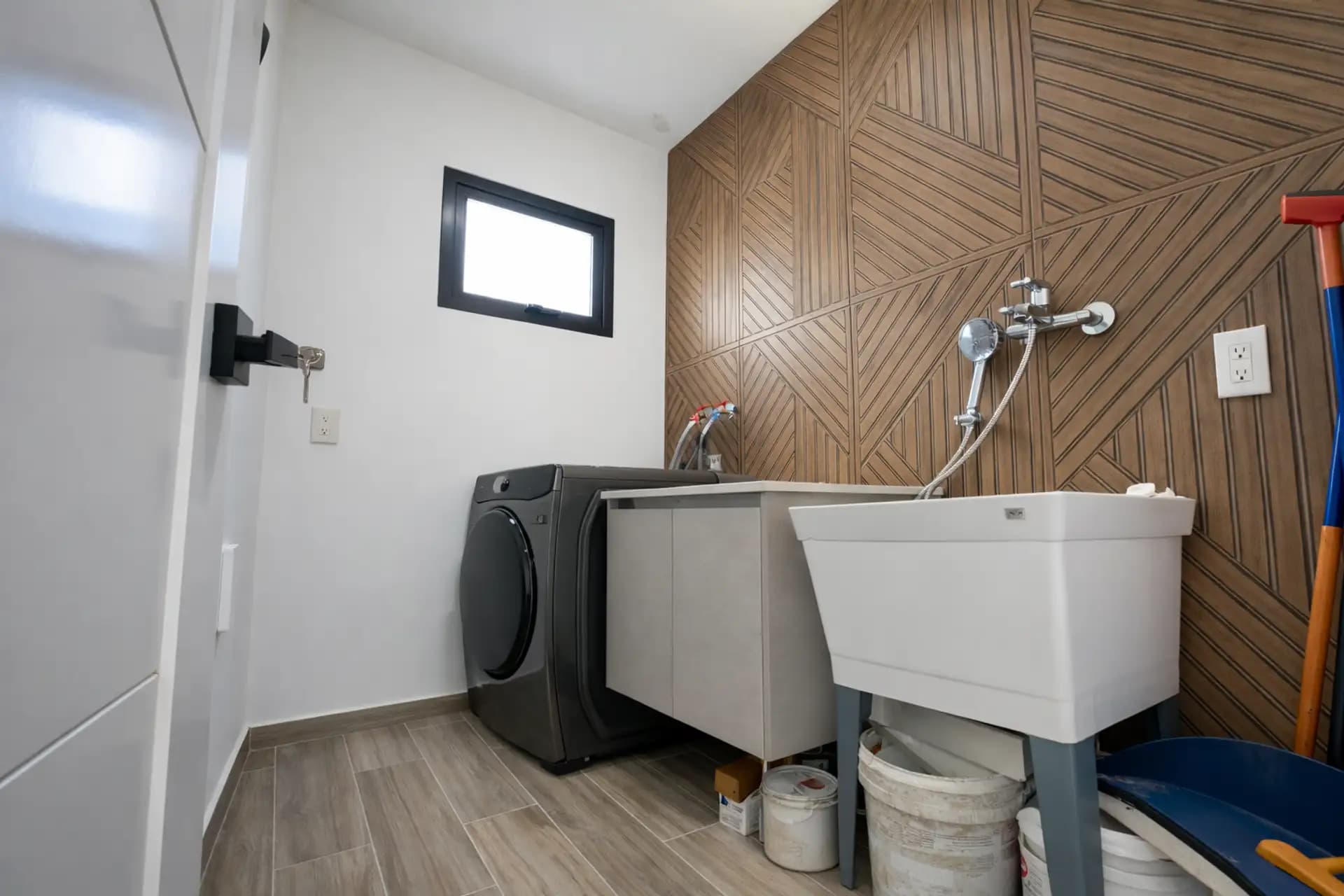 3-Bedroom New Pool Villa with Rooftop Terrace in Perla Marina — Utility room