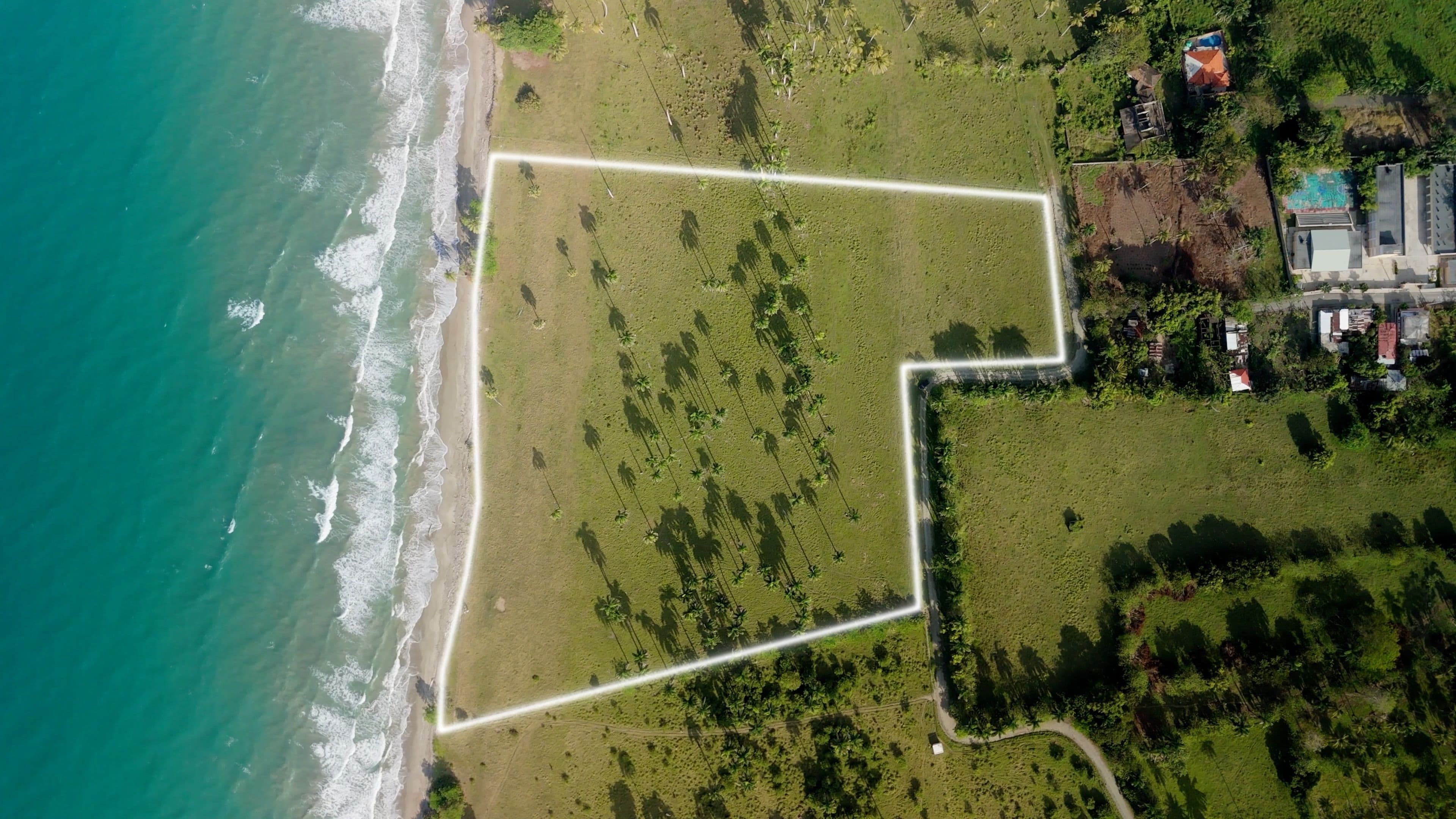 12,500 m² Beachfront Lot in Gaspar Hernández — Site plan