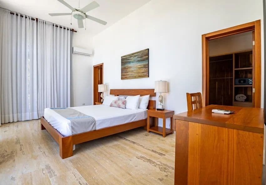 1-Bedroom Ocean View Apartment with 137 m² of Space in Sosúa — Bedroom