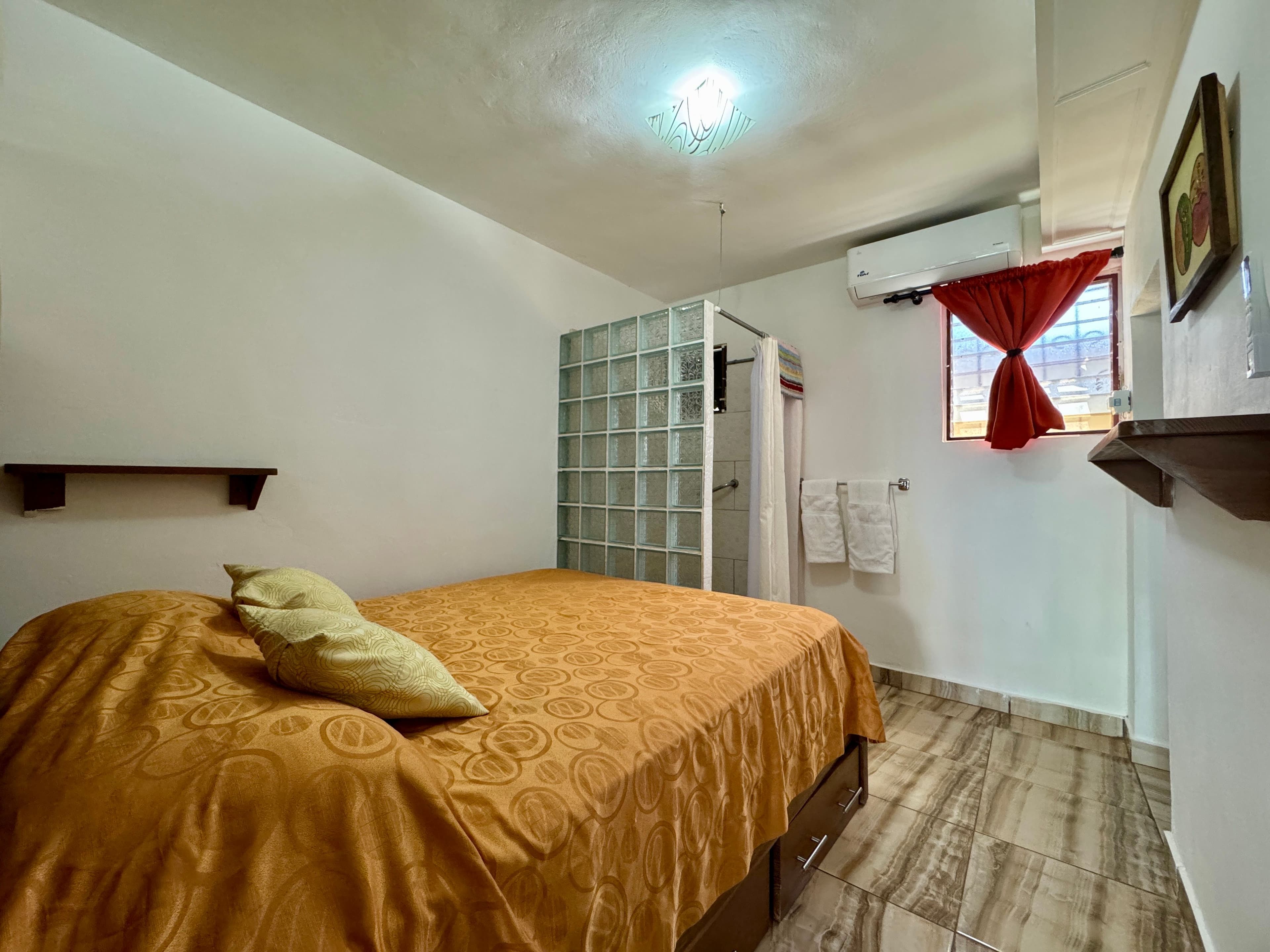 Studio meublé près de Playa Alicia au centre de Sosúa — Bedroom