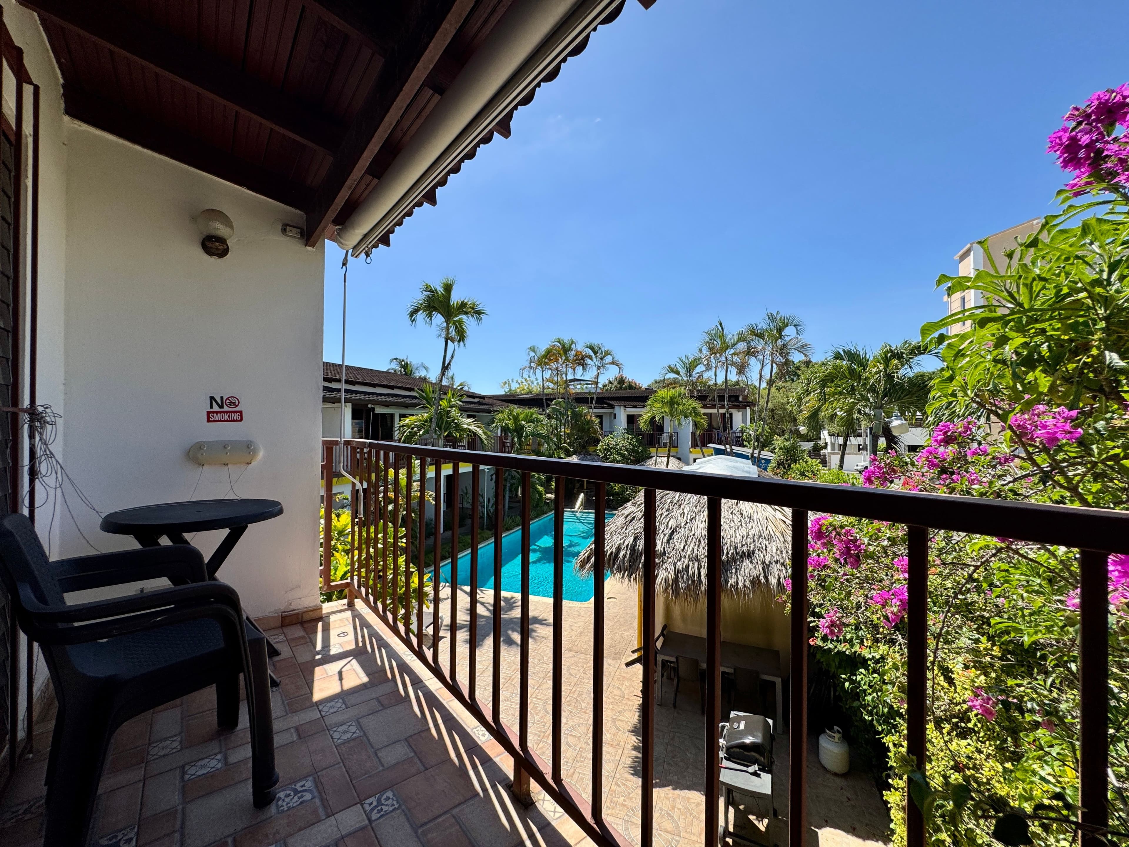 Reihenhaus mit 1 Schlafzimmer auf zwei Ebenen nahe Playa Alicia, Sosúa — Balkon