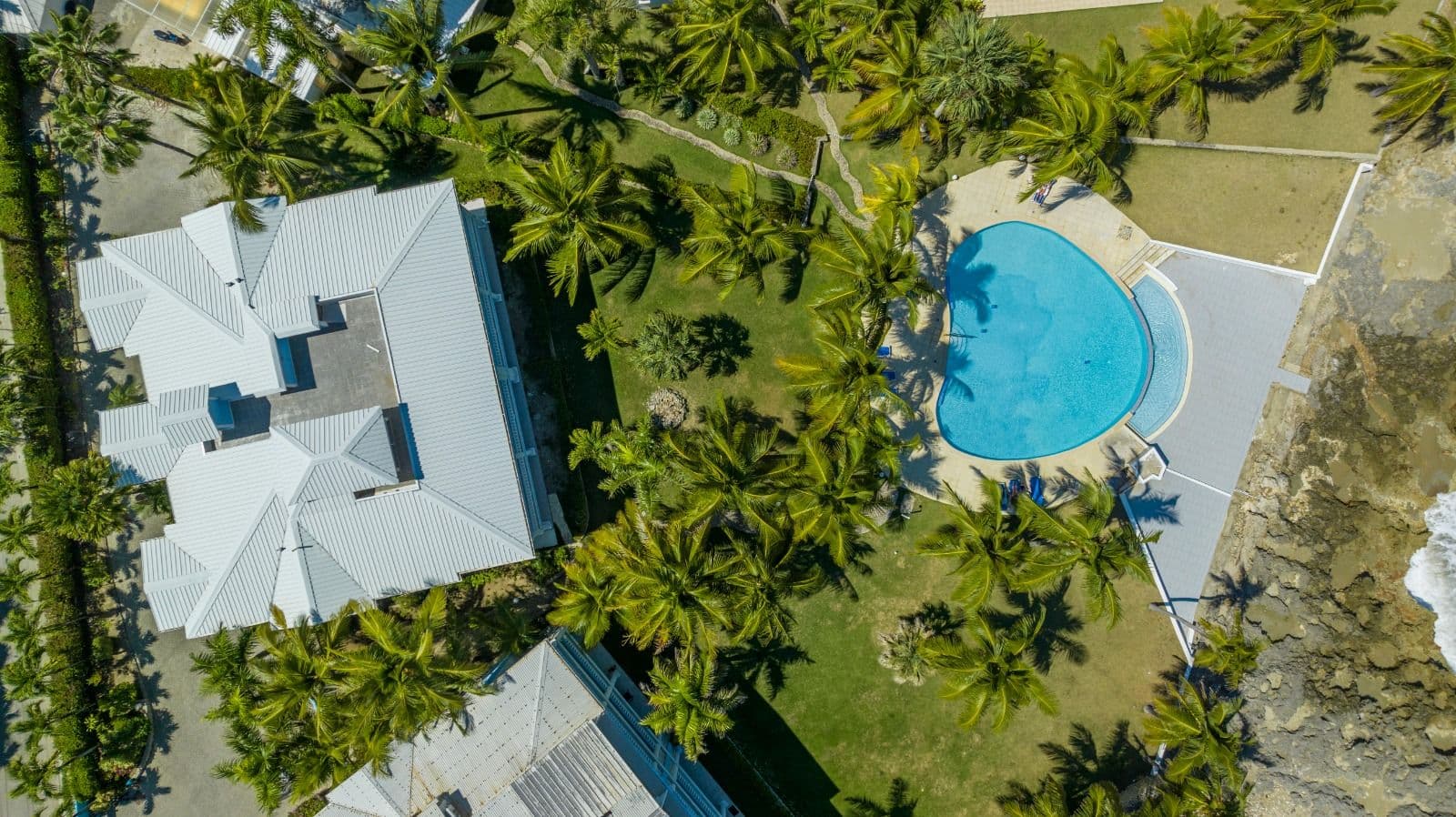 Erdgeschosswohnung am Meer mit 2 Schlafzimmern in Sosúa — Pool