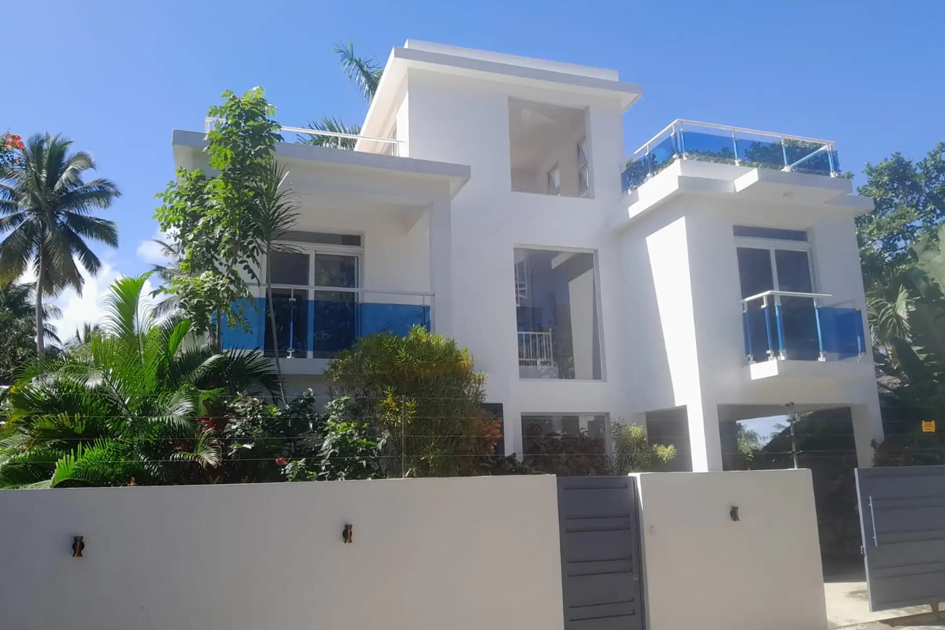 3-Bedroom Villa with Private Pool near Kite Beach, Cabarete, Cabarete